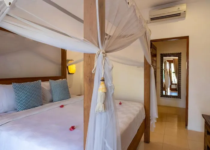 Genta- Petitenget 2br Villa, Walk To Beach! Villa *