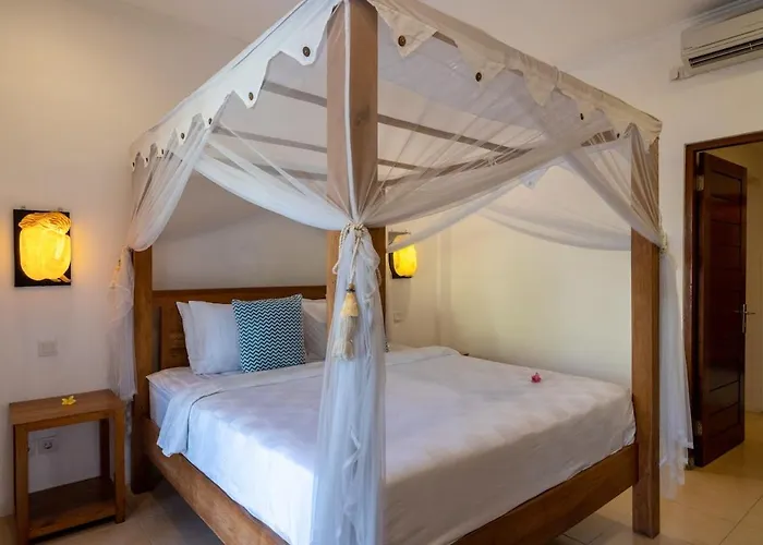 Genta- Petitenget 2br Villa, Walk To Beach! * Seminyak (Bali)