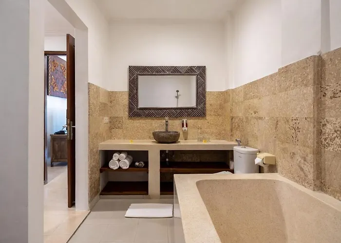 Genta- Petitenget 2br Villa, Walk To Beach! * Seminyak (Bali)