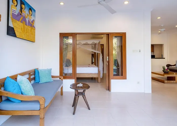 Genta- Petitenget 2br Villa, Walk To Beach!