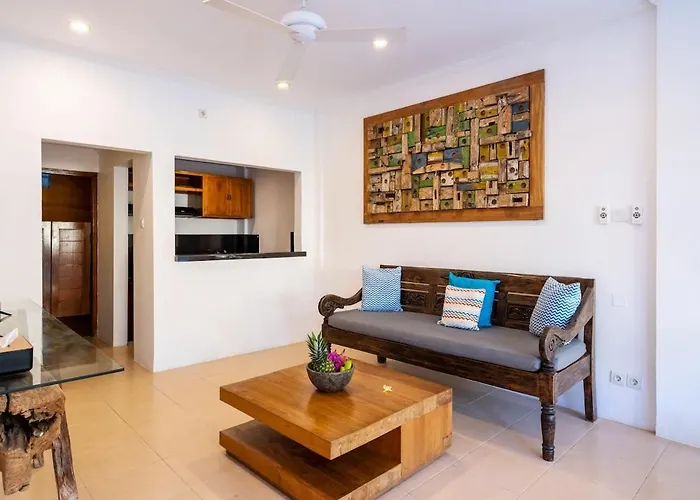 Villa Genta- Petitenget 2br Villa, Walk To Beach!