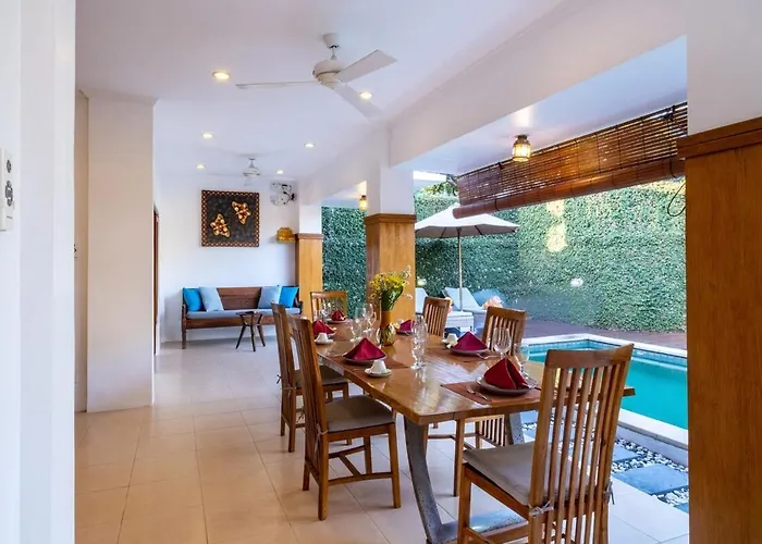 Villa Genta- Petitenget 2br Villa, Walk To Beach! *