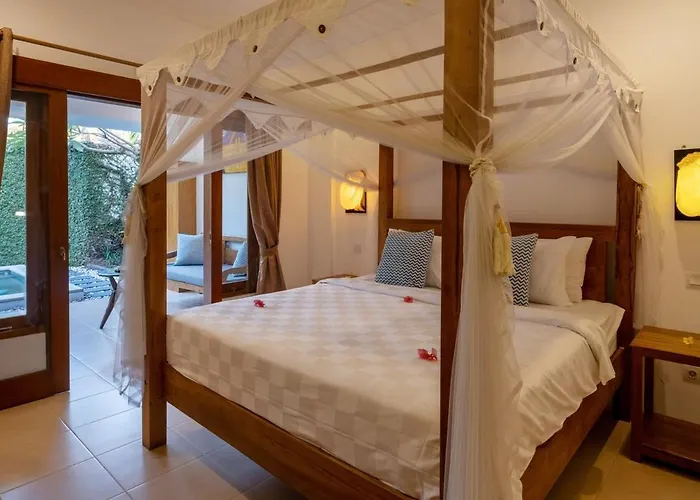 Villa Genta- Petitenget 2br Villa, Walk To Beach!